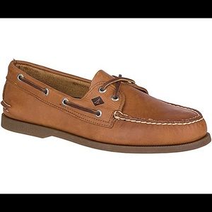 Never worn! Sperry boat shoes size 10.5